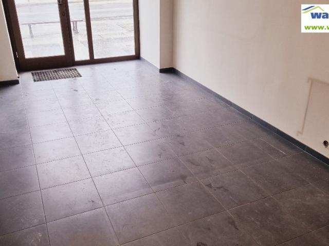 Lokal użytkowy w centrum Piotrkowa, 31 m2, witryny, klimatyzacja