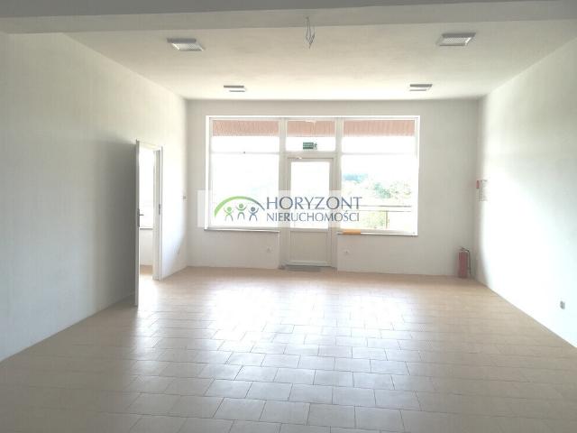 Lokal użytkowy, Bojano, 143.00 m², wynajmę lokal użytkowy