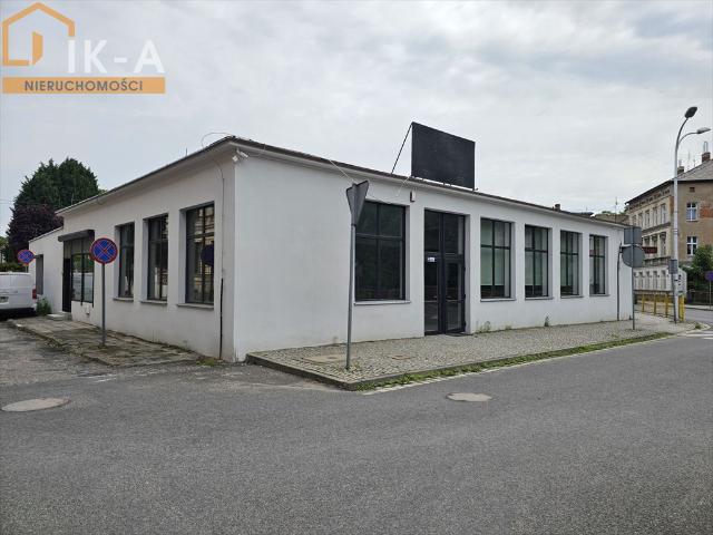Lokal użytkowy 156 m² w centrum Żagania zapraszam