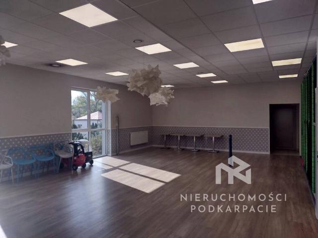 Lokal użytkowy, Rzeszów, 185.00 m², wynajmę lokal użytkowy