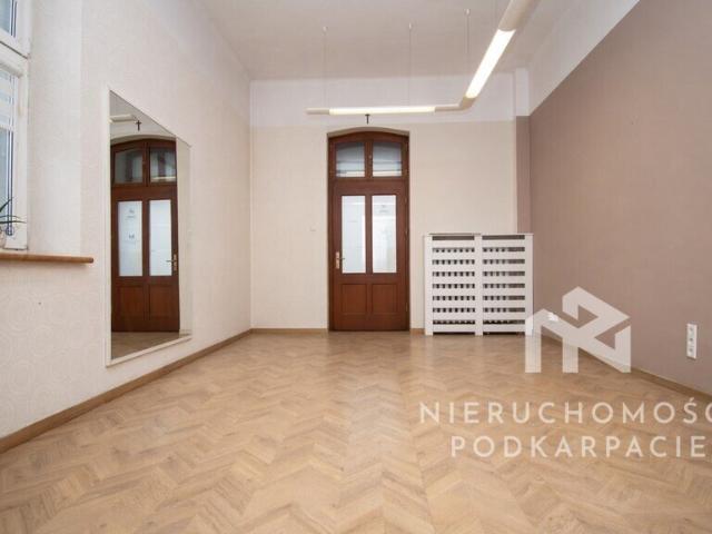 Lokal użytkowy, Rzeszów, 68.00 m², sprzedam lokal użytkowy