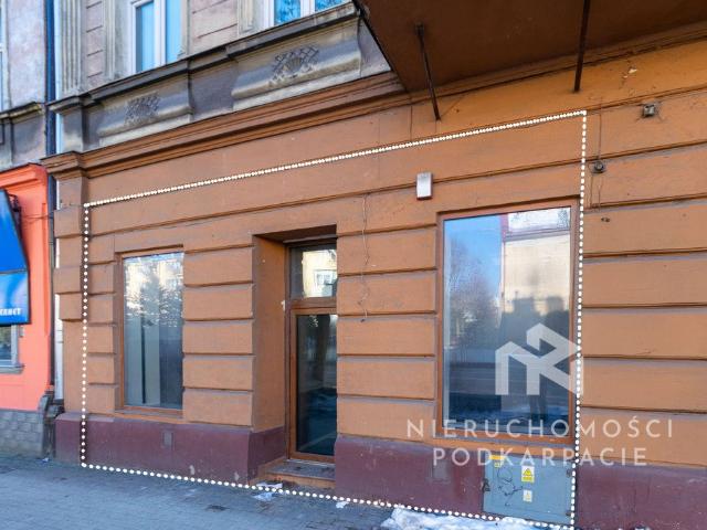 Lokal usługowo handlowy 80 m2 w centrum Rzeszowa