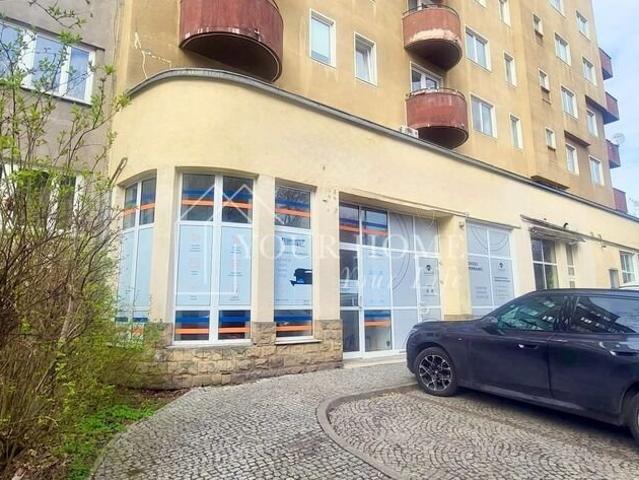 Wynajem lokalu 65 m2 z witrynami, biuro, sklep, usługi