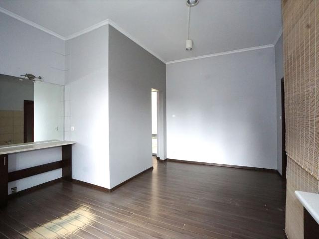 Lokal usługowy 84 m² z dużymi oknami i wysokim potencjałem