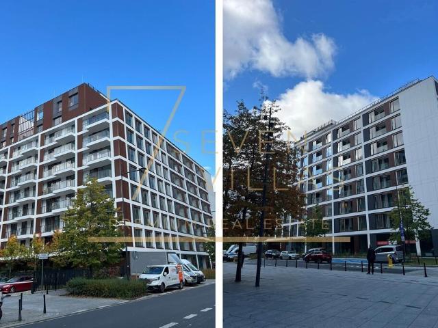 Lokal usługowy 88,42 m2 na Chmielnej z dużymi przeszkleniami