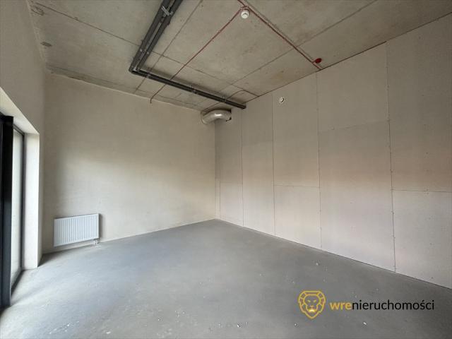 Lokal usługowy 106 m2 przy głównej arterii z dużą witryną