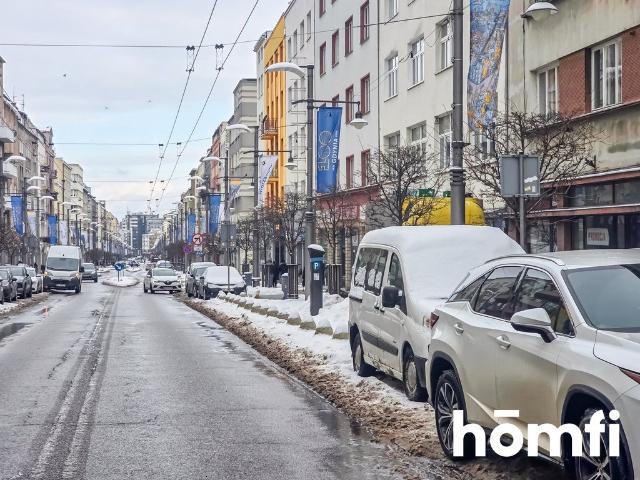 Lokal usługowy 108 m2 na Świętojańskiej w Gdyni
