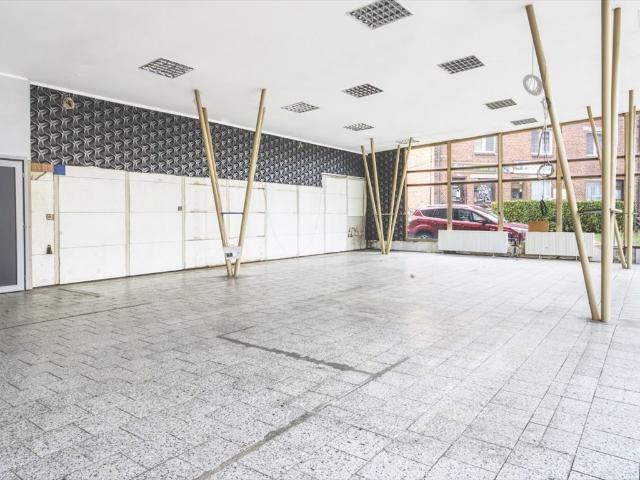 Lokal usługowy 212 m² przy ul. Budowlanych w Tychach