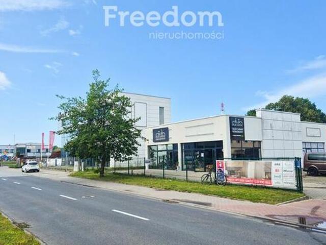 Lokal usługowy z dużą ilością miejsc parkingowych