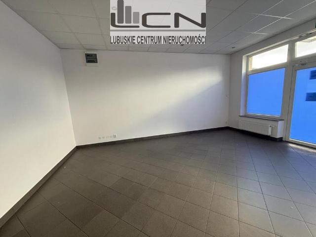 Lokal wynajmę, GORZÓW WIELKOPOLSKI, OS. SADY,, 84 m2, cena: 3 900 zł