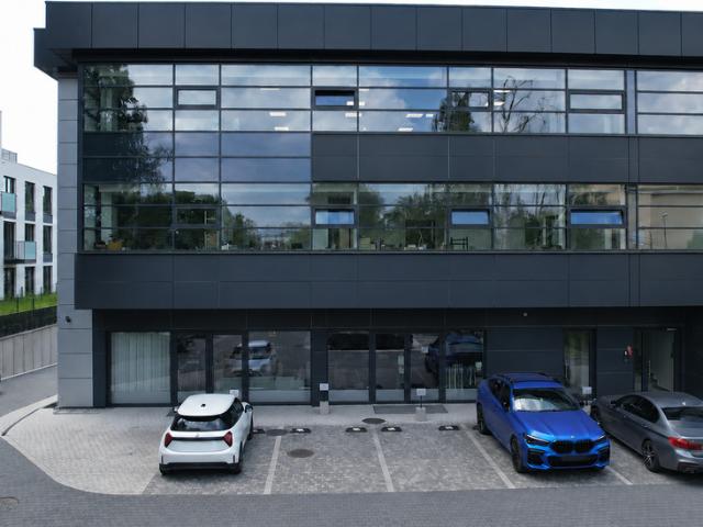 Lokal wynajmę, KRAKÓW, BRONOWICE MAŁE, Samuela Bogumiła Lindego, 270 m2, cena: 17 550 zł
