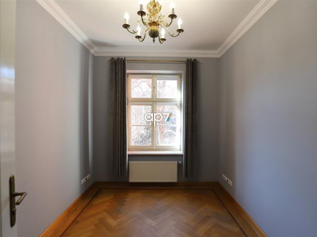 Lokal wynajmę, Kraków, Stare Miasto, 64 m2, cena: 4 549 zł