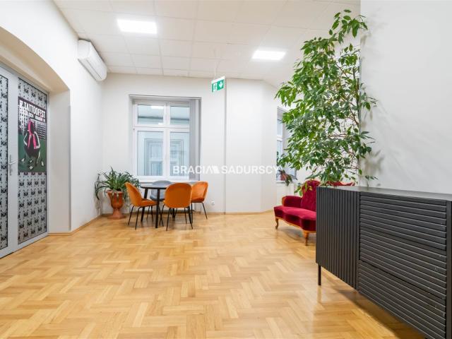 Lokal wynajmę, Kraków, Stare miasto, Stare Miasto, Czarnowiejska, 303 m2, cena: 18 180 zł
