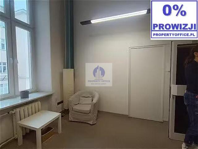 Lokal wynajmę, Warszawa, Śródmieście, pl. Bankowy, 15 m2, cena: 904 zł