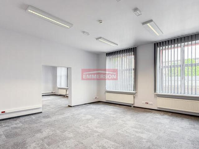 Lokal biurowy do wynajęcia 270 m2 przy ulicy Lea