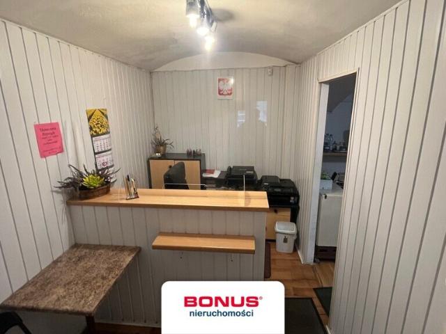 Lokal biurowy w centrum Szczecina, 21,37 m2, wymaga remontu