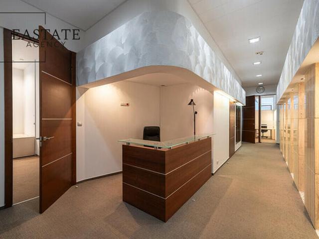 Lokal biurowy 251 m² – Ochota, ul. Niemcewicza