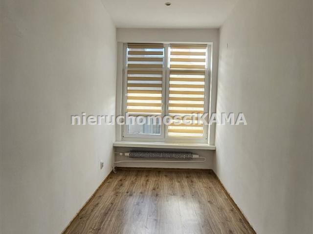 Lokal biurowy 8,2 m² w centrum Bielska Bała z mediami