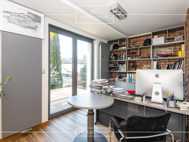 Lokal biurowo usługowy 102 m² z działką i tarasem