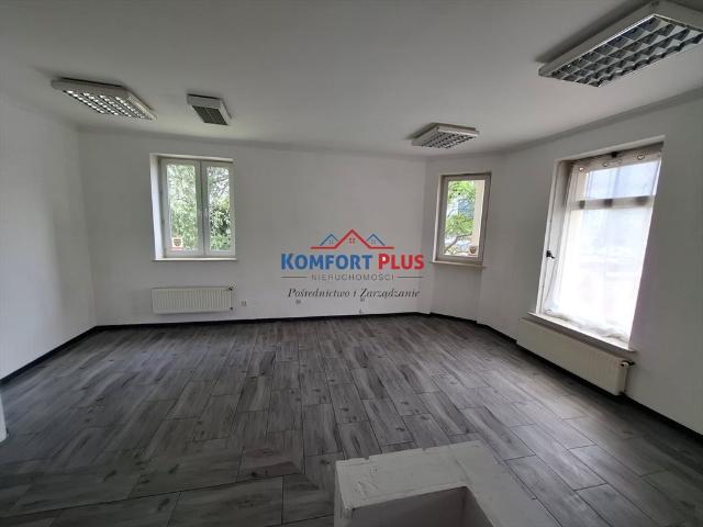 Lokal biurowo usługowy 58 m², wejście od ulicy, blisko komunikacji