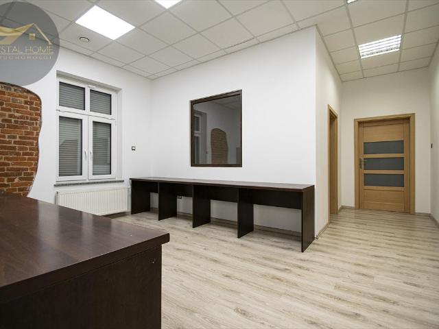 Lokal biurowo usługowy 97 m², parking, gotowy do wejścia polecam