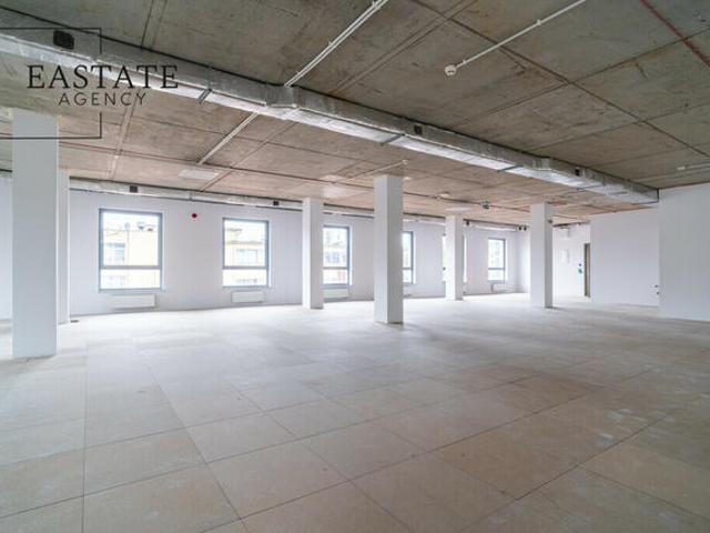 Lokal Do Adaptacji, Dostępny Parking, Blisko SKM