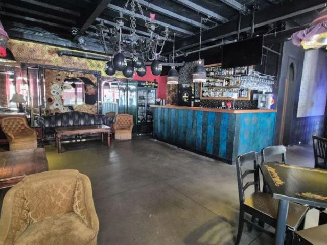Lokal gastronomiczny 255 m² w centrum Warszawy, Żurawia