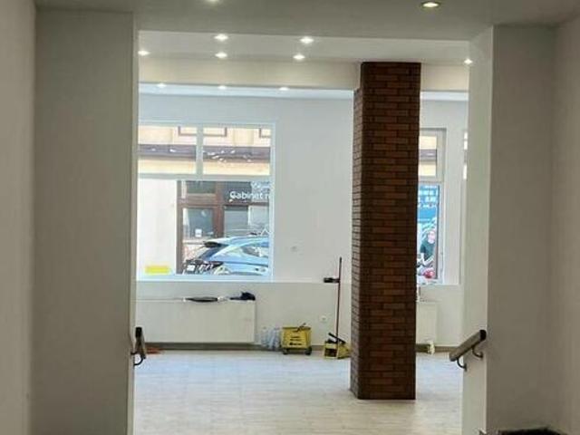 Lokal handlowy 120 m² Ostrów Wlkp ul Wiosny Ludów parter
