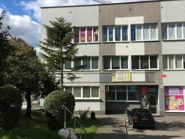 LOKAL NA BIURO, USŁUGI WYNAJME w bardzo dobrej lokalizacji
