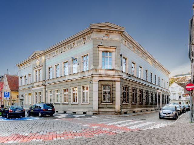 Lokal sprzedam, Zielona Góra, Pl. Pocztowy, 3500 m2, cena: 2 100 000 zł