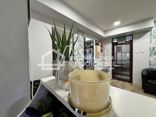 Lokal sprzedam, Gdynia, Grabówek, 88 m2, cena: 575 000 zł