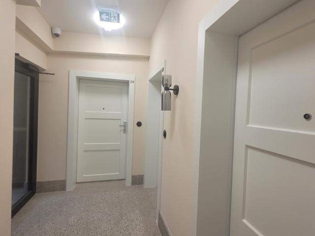 Lokal sprzedam, Kraków, Krowodrza, 39 m2, cena: 811 946 zł