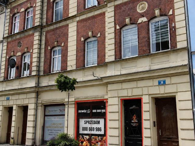 Lokal sprzedam, Leśna, Centrum, 80 m2, cena: 213 000 zł