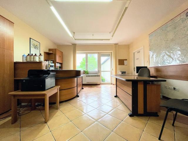 Lokal sprzedam, LUBENIA,, 2350 m2, cena: 3 900 000 zł