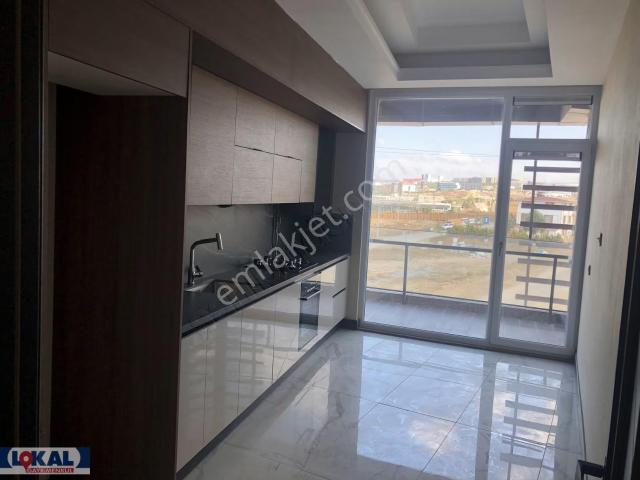Lokal'den Meva Anadolu Sitesinde Kiralık 3+1 Daire