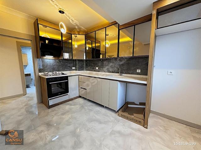 LOKASYON HARİKASI 2 KAT SEÇENEGİ İLE FIRSAT DAİRESİ