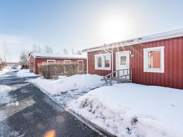 Lokes väg 44