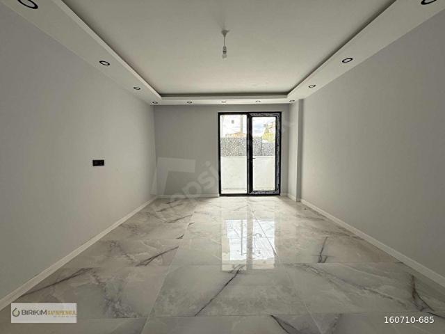 LOKMAN HEKİM CADDESİNE ÇOK YAKIN 2+1 85m GENİŞ GİRİŞ DAIRE