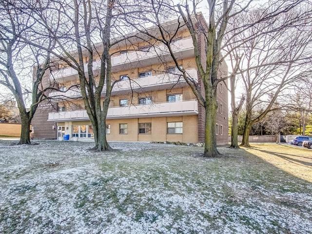 Lord Seaton Road 1 Bedroom Apartment for Rent at 37 Lord Seaton Rd, Toronto, ON M2P 1K3 York Mills