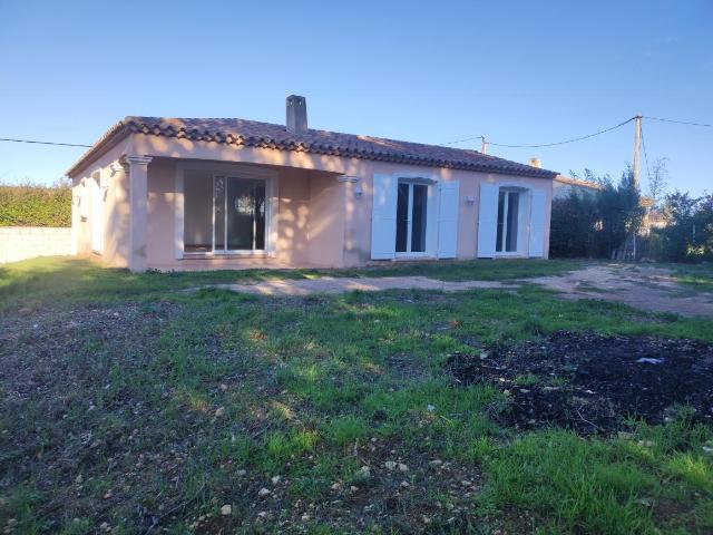 Lorgues, maison en très bon état située sur 658 m² de terra. 93m² Lorgues