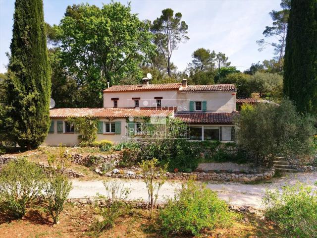 Lorgues – Propriété De Charme Au Cœur De La Provence Verte 166m² Lorgues