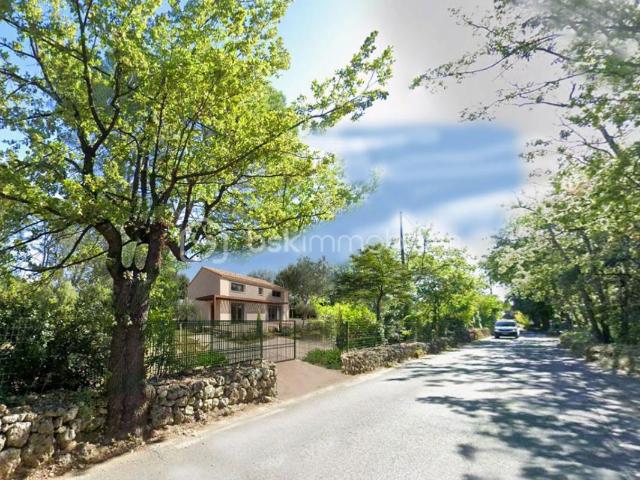 Lorgues Vente Terrain 83