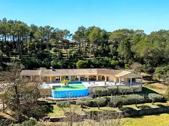 Lorgues 83510 Achat / Vente maison 4 pièces t4 piscine parking
