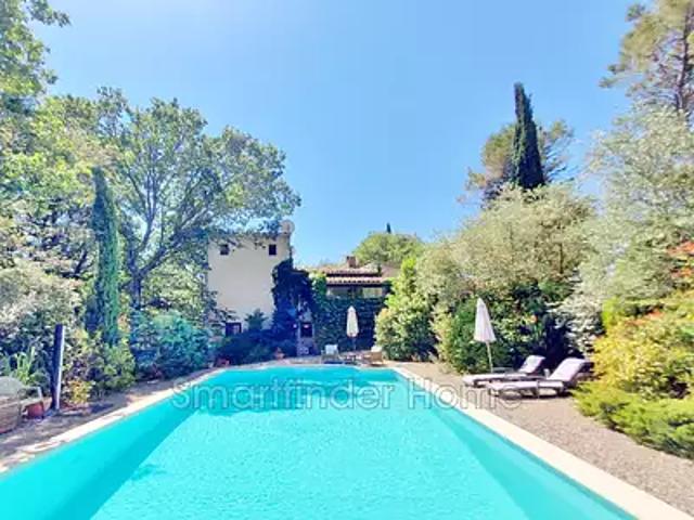 Lorgues 83510 Achat / Vente maison 9 pièces t9 piscine parking