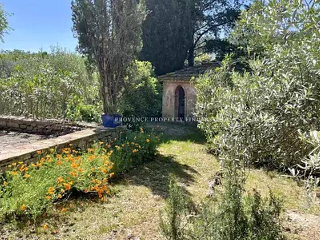 Lorgues 83510 Achat / Vente maison 10 pièces t10 piscine