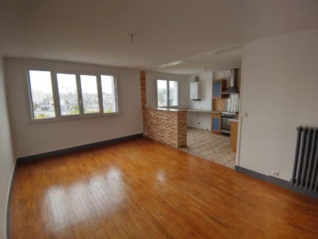 LORIENT: Appartement à 2 minutes à pied du centre ville