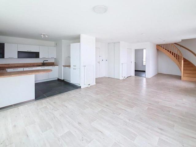 LORIENT: Appartement en duplex proche de la gare