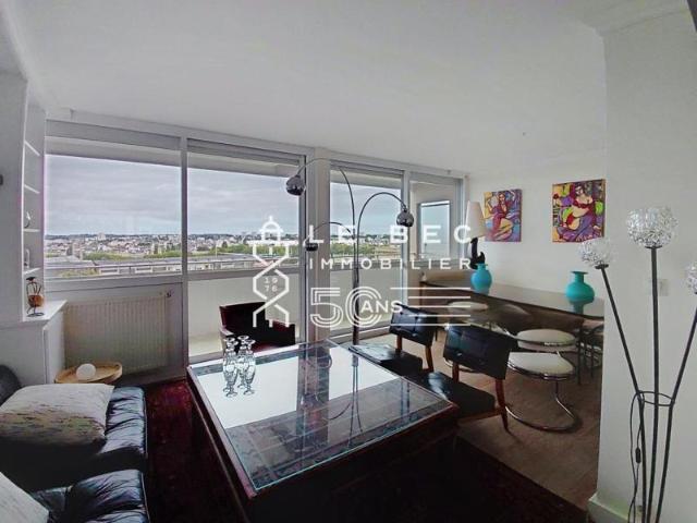 LORIENT: Bel appartement T3 de 74m² avec balcon et garage