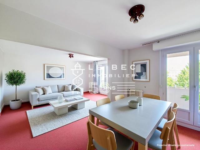LORIENT: Bel appartement T6 avec garage, balcon et cave