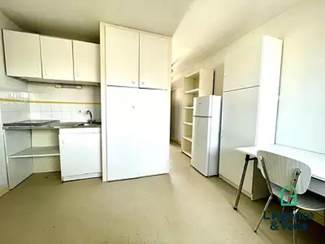 Lorient 56100 Achat / Vente appartement 1 pièce t1 au dernier étage cave